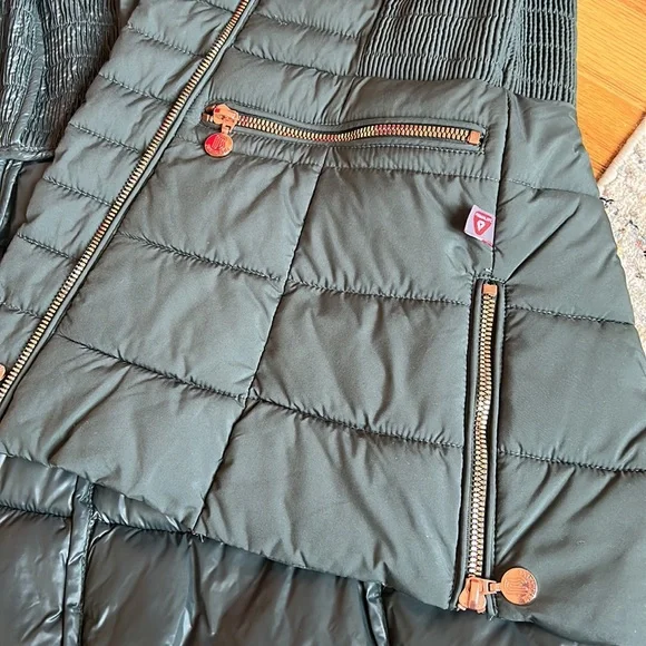 Bernardo Puffer Jacket - Picture 6 of 7